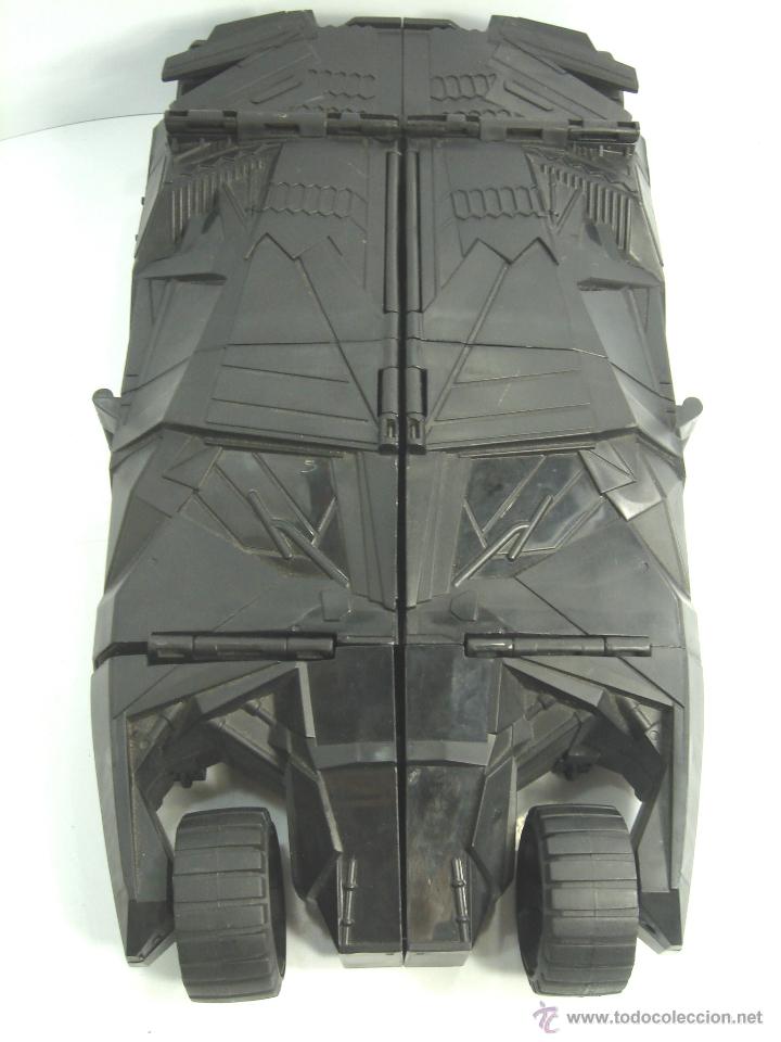 Figuras y mu&ntilde;ecos DC: COCHE TRANSFORMABLE EN BATCUEVA BATMAN - BATMOVIL - 41X23 CMS-DC COMICS 2008-ARTICULADO - Foto 2