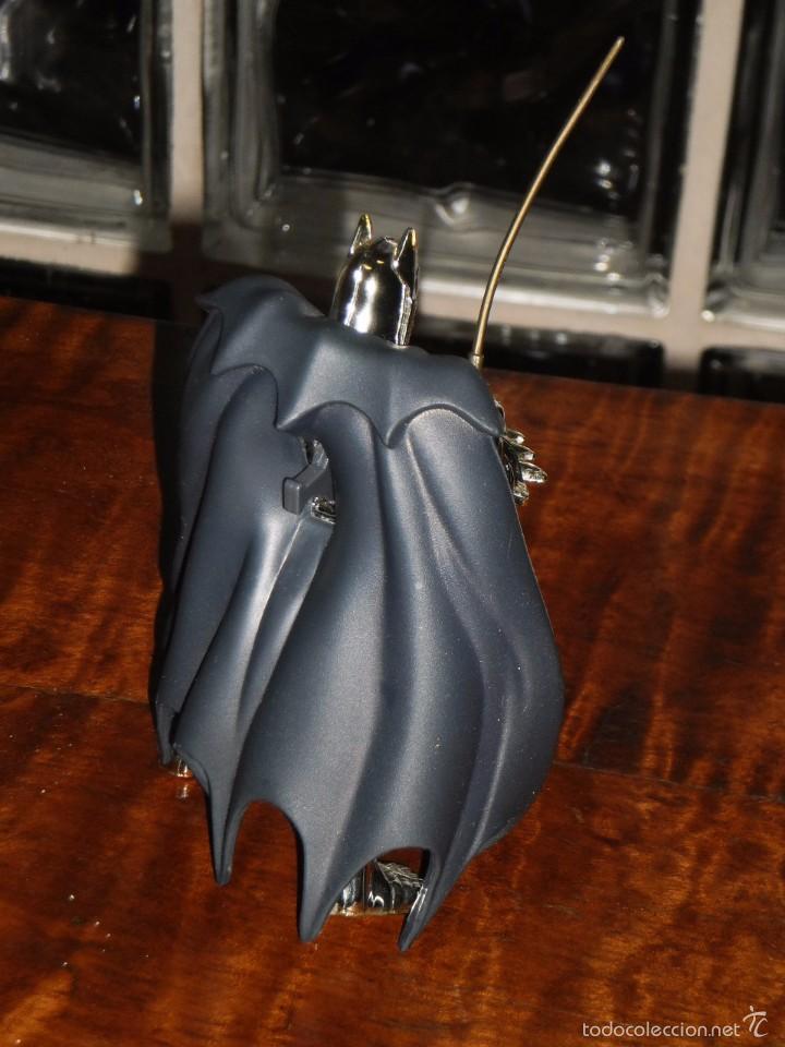 Figuras y mu&ntilde;ecos DC: LEYENDAS DE BATMAN - FIGURA SILVER KNIGHT - 1994 KENNER - Foto 4