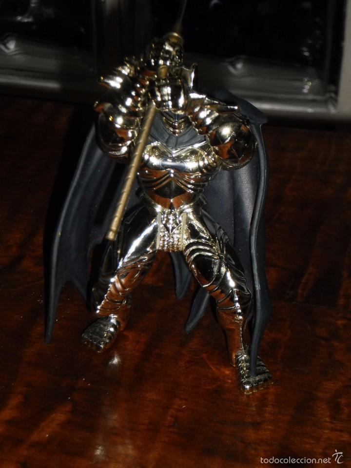 Figuras y mu&ntilde;ecos DC: LEYENDAS DE BATMAN - FIGURA SILVER KNIGHT - 1994 KENNER - Foto 6