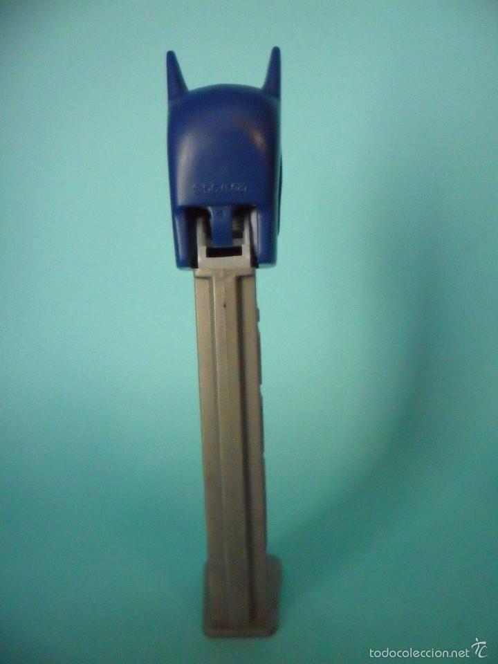 Figuras y mu&ntilde;ecos DC: DC COMICS BATMAN DISPENSADOR DE CARAMELOS PEZ - Foto 4