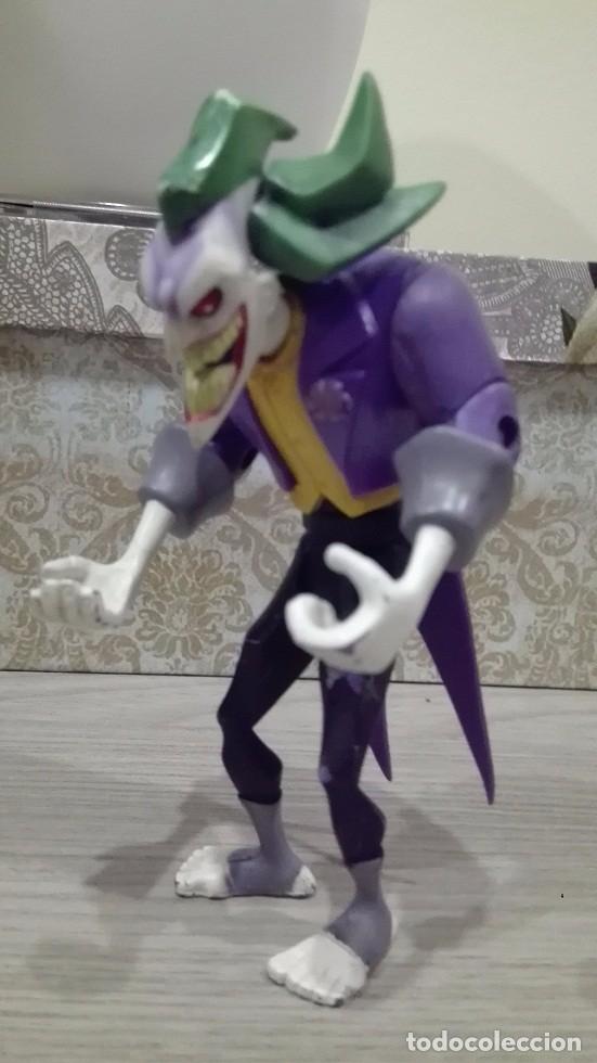 Figuras y mu&ntilde;ecos DC: FIGURA ARTICULADA JOKER DC COMICS JOS84 - Foto 1