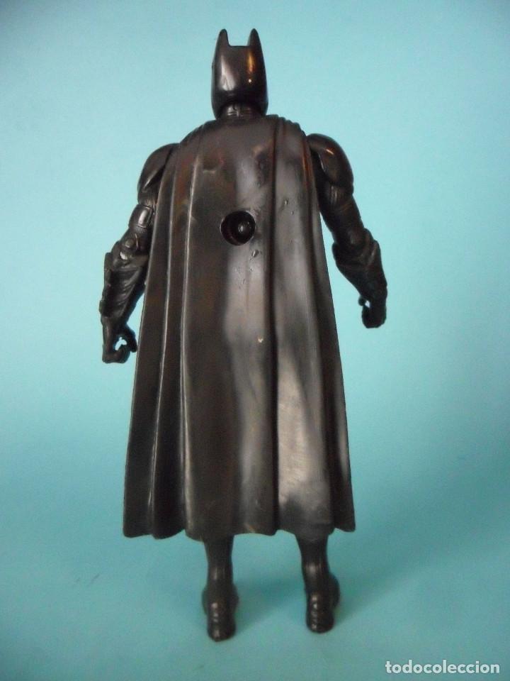 Figuras y mu&ntilde;ecos DC: BATMAN FIGURA ARTICULADA BOOTLEG DE 16 CM - Foto 4