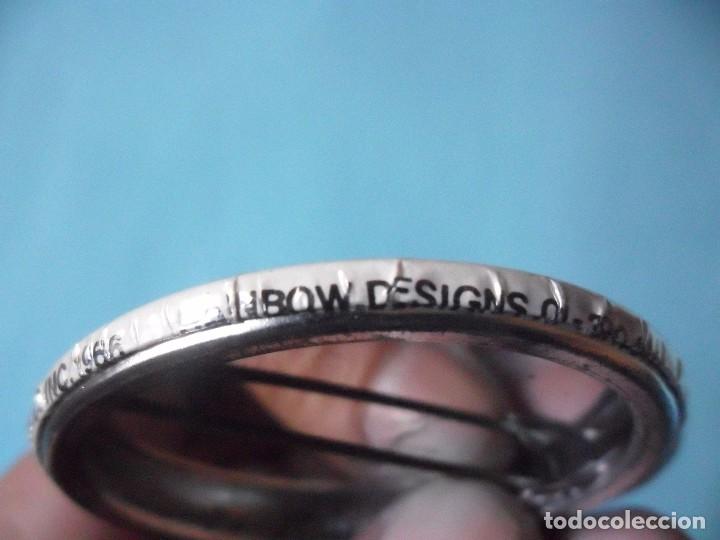 Figuras y mu&ntilde;ecos DC: VINTAGE SUPER POWERS BUTTON RAINBOW DESIGNS THE PENGUIN DC COMICS INC 1966 - Foto 4