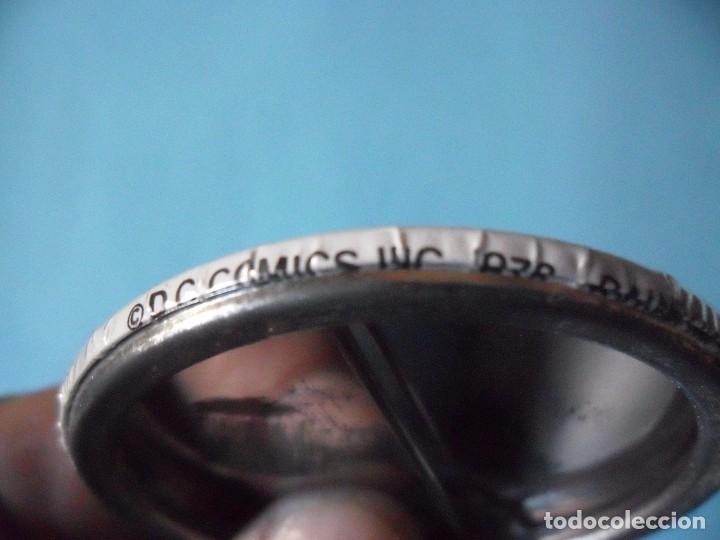 Figuras y mu&ntilde;ecos DC: VINTAGE SUPER POWERS BUTTON RAINBOW DESIGNS BATMAN DC COMICS INC 1978 - Foto 3