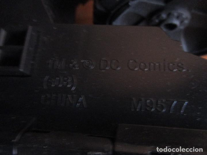 Figuras y mu&ntilde;ecos DC: COCHE  BATMOBIL, DC COMICS , TRANSFORMABLE - Foto 7