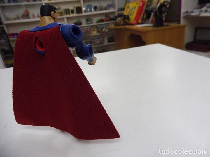 Figuras y mu&ntilde;ecos DC: Figura articulada DC Comics Mattel 2009 Superman - Foto 4