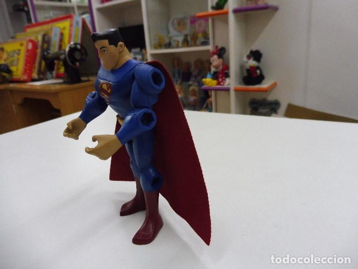 Figuras y mu&ntilde;ecos DC: Figura articulada DC Comics Mattel 2009 Superman - Foto 6