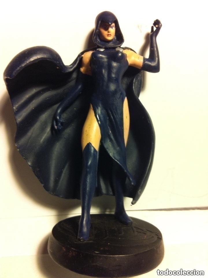 Figuras y mu&ntilde;ecos DC: D C - raven -en plomo- muy bien conservado - Foto 1