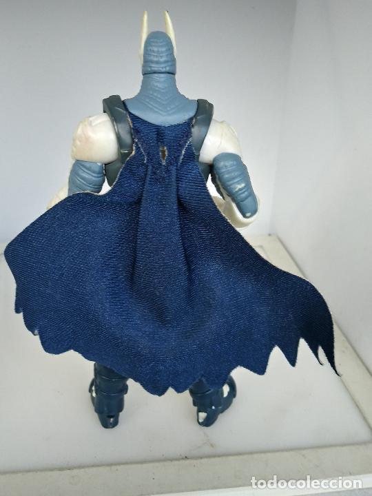 Figuras y mu&ntilde;ecos DC: Figura Batman escudo del &Aacute;rtico - Foto 2