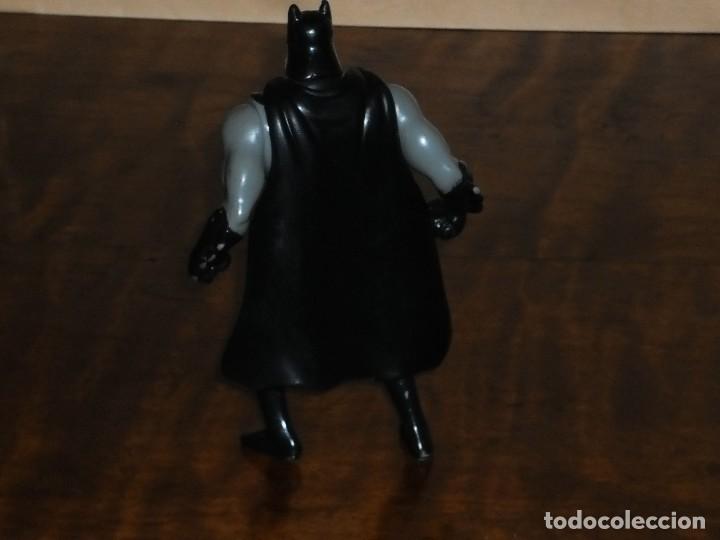Figuras y mu&ntilde;ecos DC: FIGURA BATMAN (con capa) - DC A&Ntilde;O 1993 &ndash; MACDONALS - Foto 9