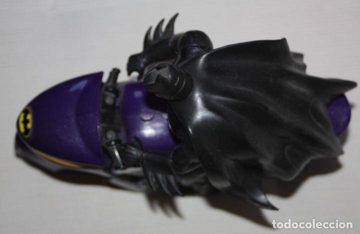 Figuras y mu&ntilde;ecos DC: batman en batmoto - Foto 2