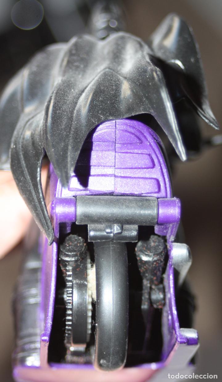 Figuras y mu&ntilde;ecos DC: batman en batmoto - Foto 4