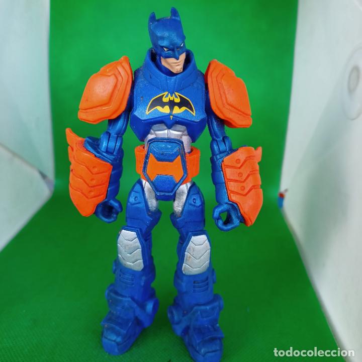 Figuras y mu&ntilde;ecos DC: Figura Batman 2011 DC comics - Foto 2