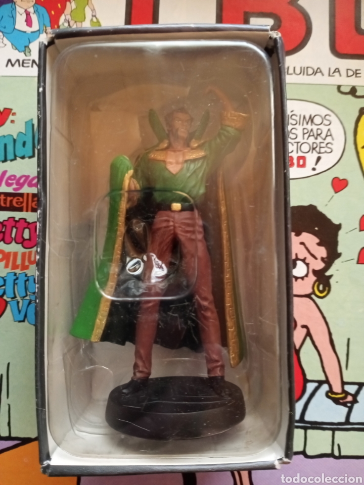 Figuras y mu&ntilde;ecos DC: Figura plomo DC Ras al Ghul - Foto 1