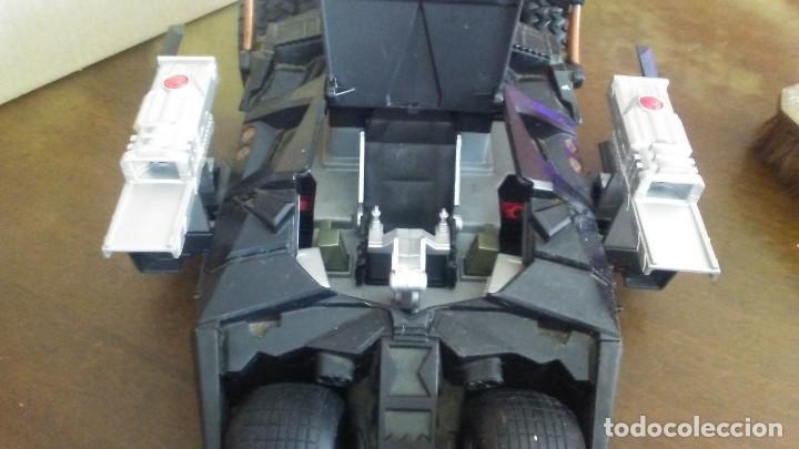 Figuras y mu&ntilde;ecos DC: BATMOVIL CABALLERO OSCURO CON SONIDO - TM & DC Comics - Foto 3