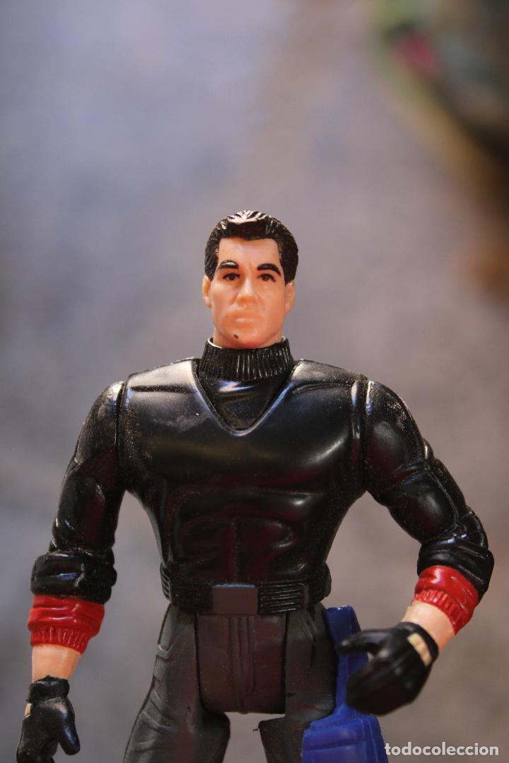 Figuras y mu&ntilde;ecos DC: figura bruce wayne batman 1995 - Foto 1