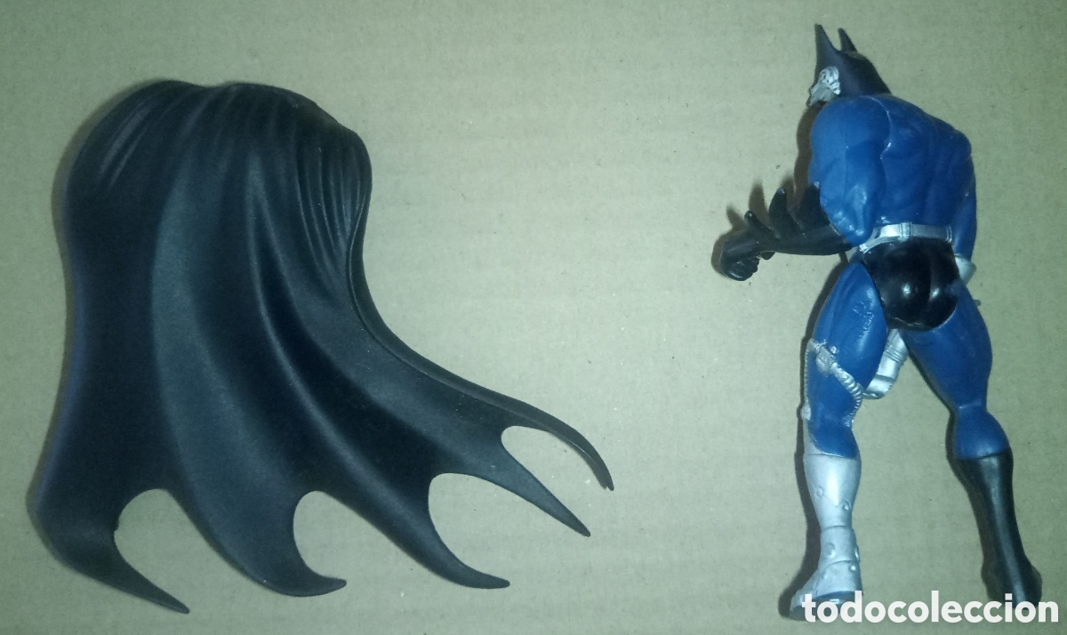 Figuras y mu&ntilde;ecos DC: Figura de acci&oacute;n articulada Batman ciborg - Foto 4