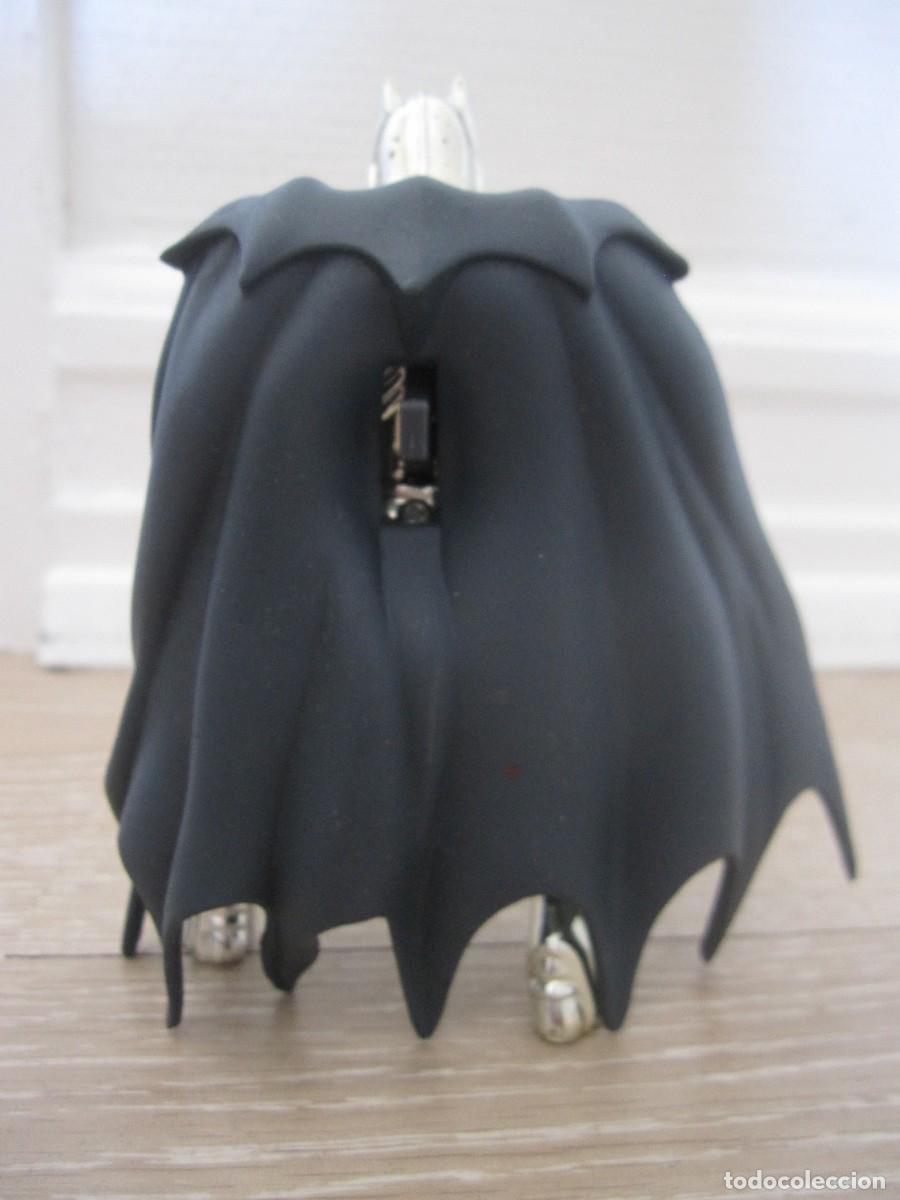 Figuras y mu&ntilde;ecos DC: SILVER KNIGHT BATMAN - Foto 3