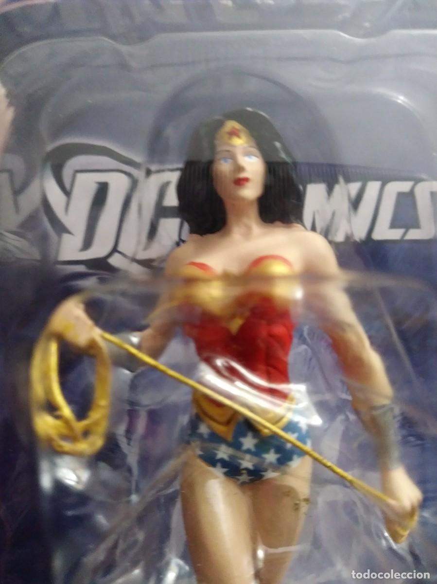Figuras y mu&ntilde;ecos DC: Figura de WONDER WOMAN - DC COMICS - Foto 2
