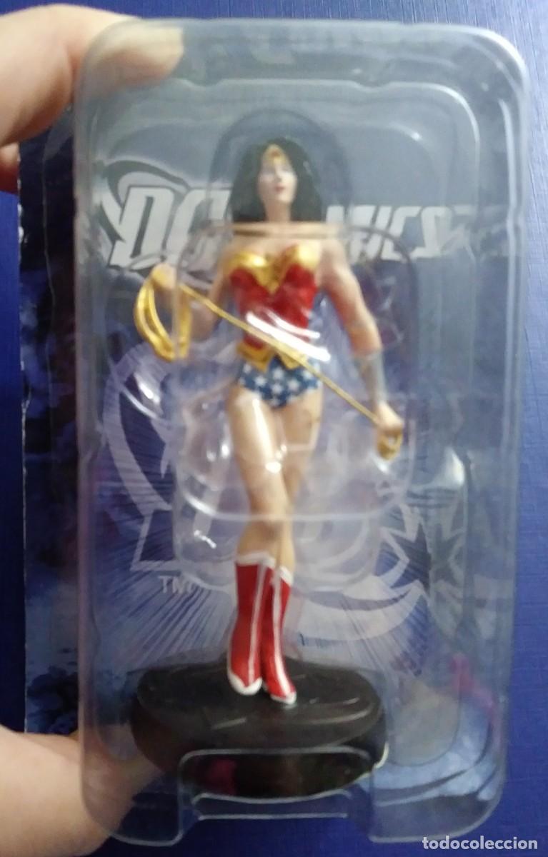 Figuras y mu&ntilde;ecos DC: Figura de WONDER WOMAN - DC COMICS - Foto 3
