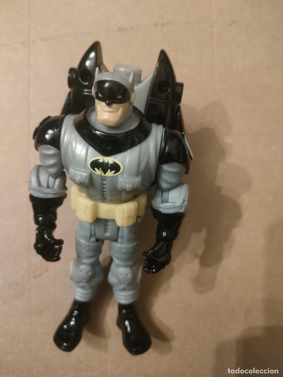 Figuras y mu&ntilde;ecos DC: BATMAN CON PROPULSOR - Foto 1