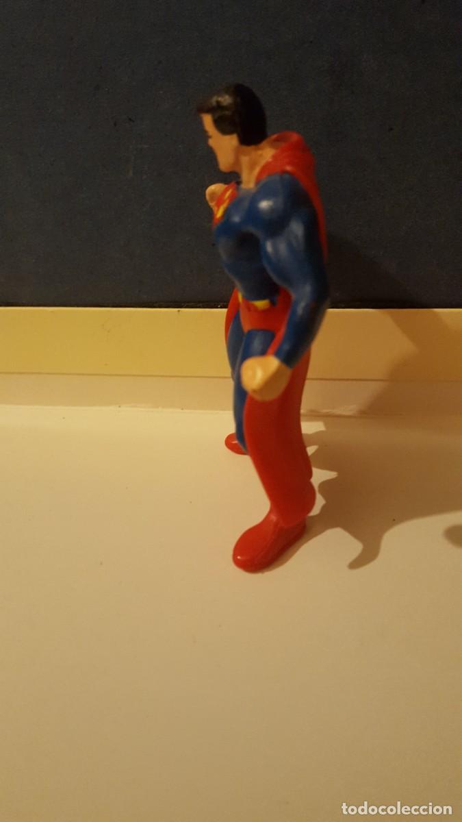Figuras y mu&ntilde;ecos DC: Figura de goma, Superman. DC c&oacute;mics Spain - Foto 4