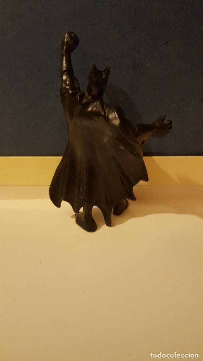 Figuras y mu&ntilde;ecos DC: Figura de goma, Batman. DC c&oacute;mics Spain - Foto 3