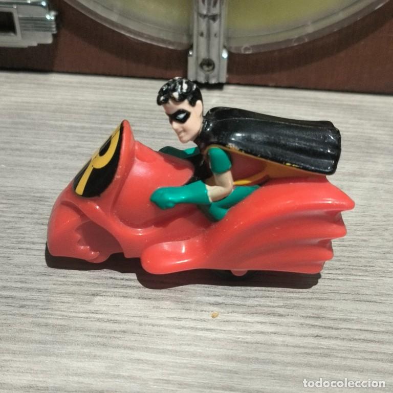 Figuras y mu&ntilde;ecos DC: BATMAN Y ROBIN DC COMICS ROBIN EN SU MOTO 1993 - Foto 1