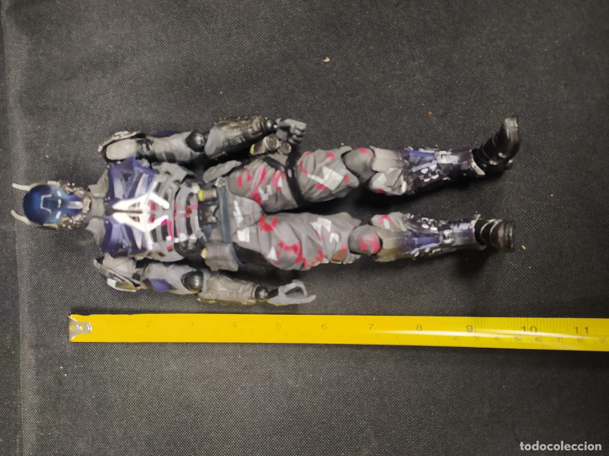Figuras y mu&ntilde;ecos DC: Kai Arkham Knight batman - Foto 4
