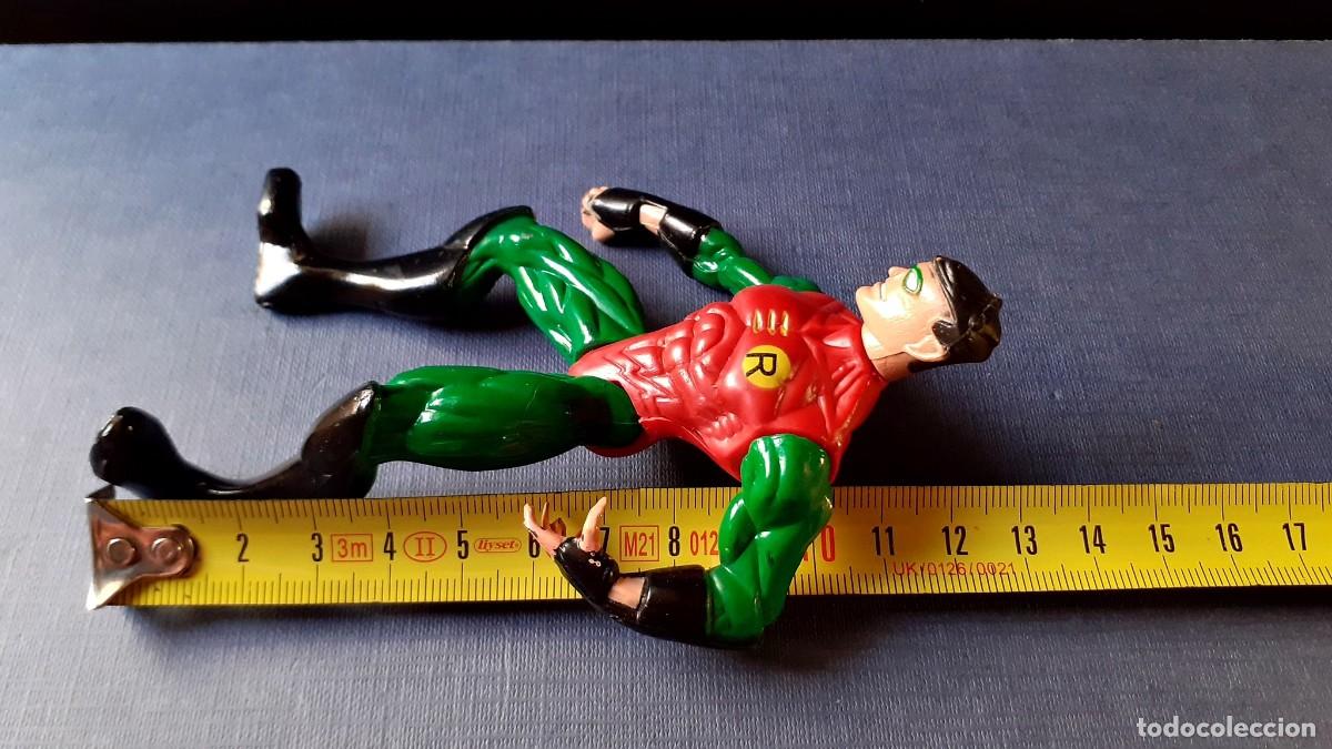 Figuras y mu&ntilde;ecos DC: Figura Robin de Batman - Foto 14
