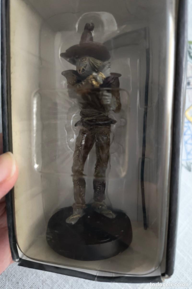 Figuras y mu&ntilde;ecos DC: FIGURA DE METAL DEL ESPANTAP&Aacute;JAROS - DC - Foto 2