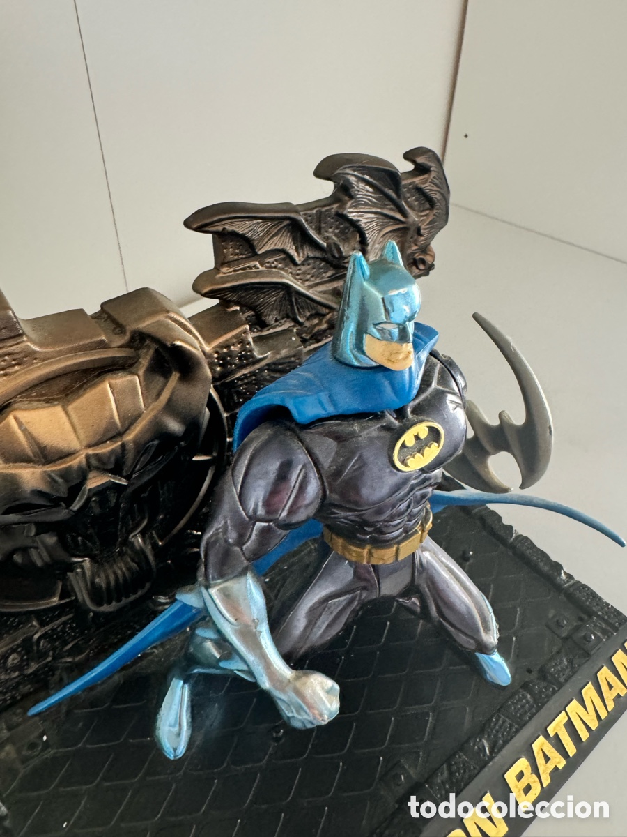 Figuras y mu&ntilde;ecos DC: Figura de Batman 100 edici&oacute;n de 1996 kenner - Foto 4