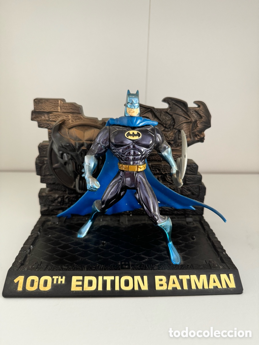 Figuras y mu&ntilde;ecos DC: Figura de Batman 100 edici&oacute;n de 1996 kenner - Foto 1