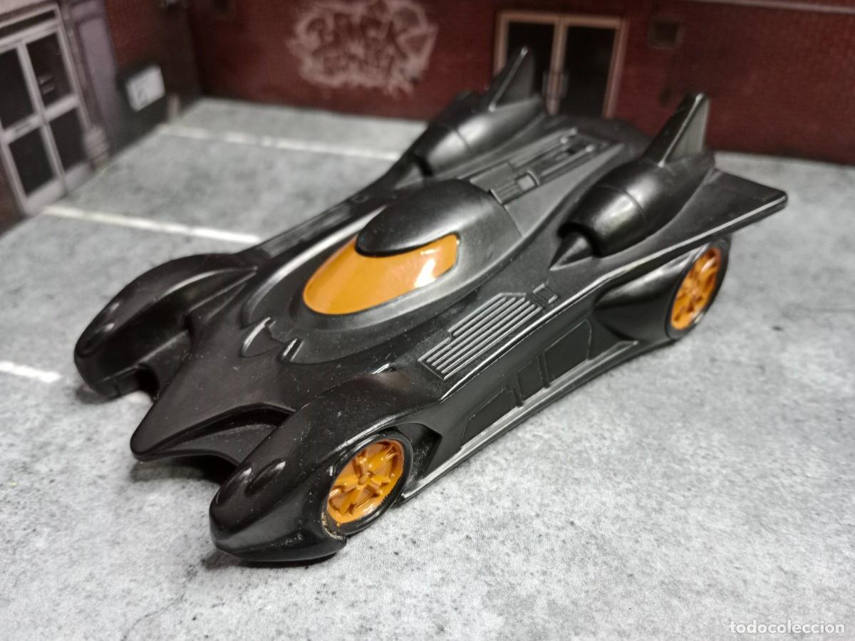 Figuras y mu&ntilde;ecos DC: Batman Batmobile McDonalds 2013 DC Comics 10cm PVC Pullback - Foto 1
