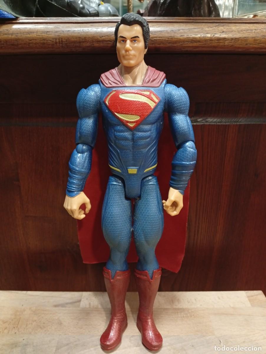 Figuras y mu&ntilde;ecos DC: Figura De acci&oacute;n Superman - Foto 1
