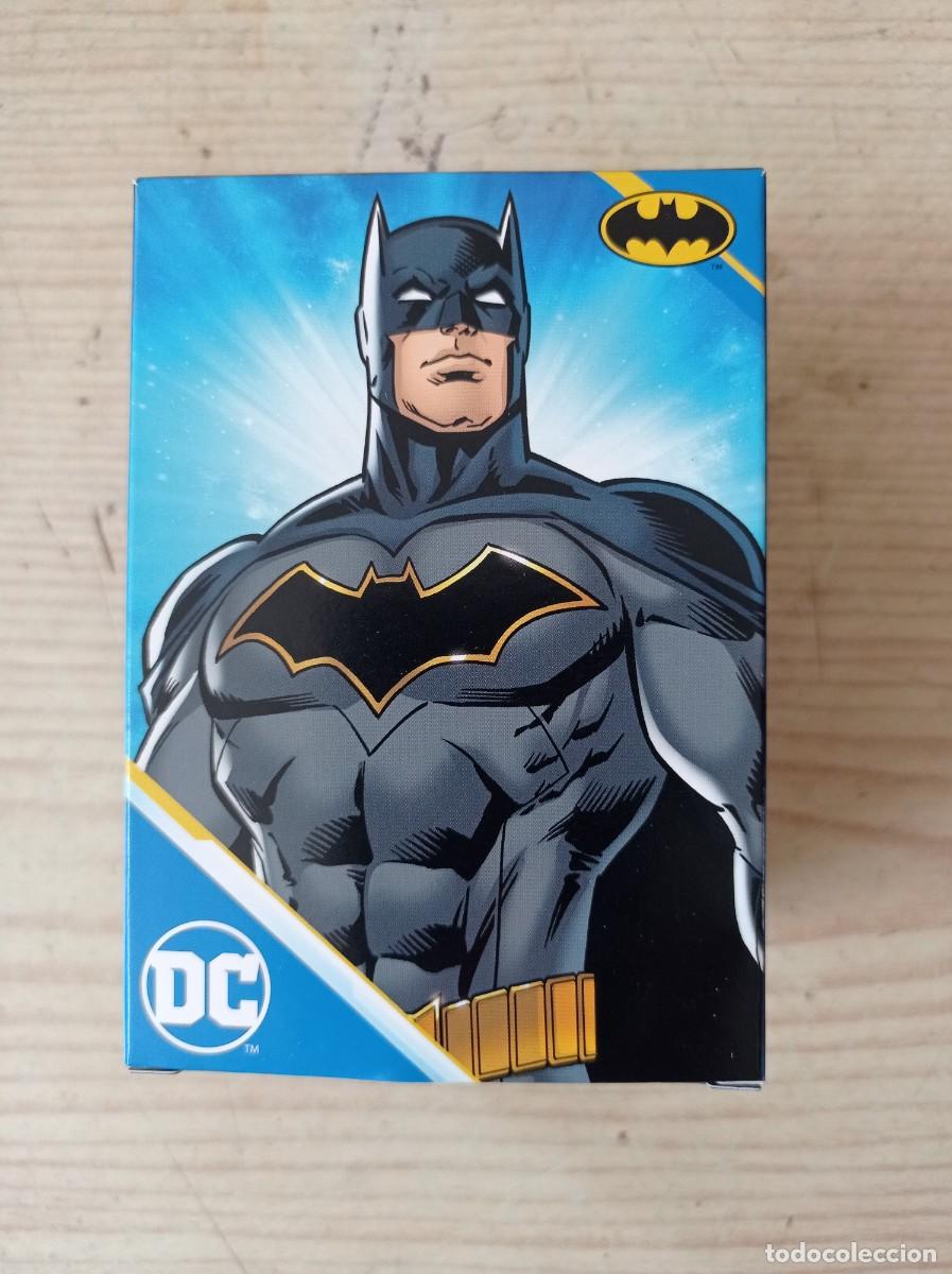Figuras y mu&ntilde;ecos DC: Figura Batman - Auchan Dc Comics - Con LED Luminoso - Foto 1