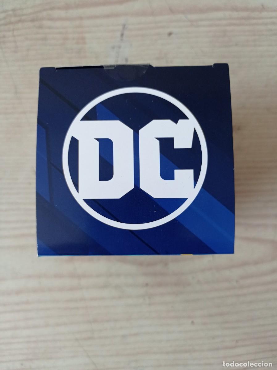 Figuras y mu&ntilde;ecos DC: Figura Batman - Auchan Dc Comics - Con LED Luminoso - Foto 5