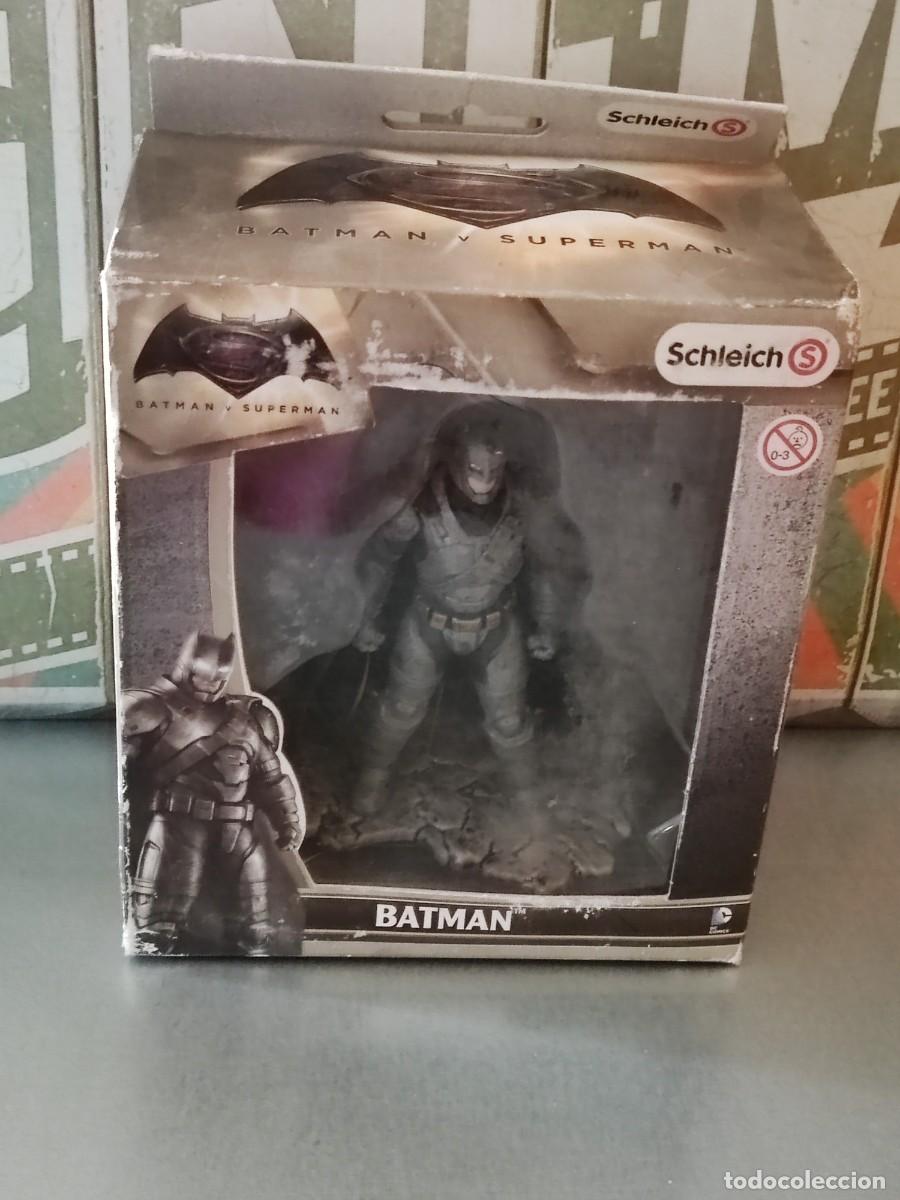 Figuras y mu&ntilde;ecos DC: Batman Schleich en su caja Batman y Superman Ref. 22526 - Foto 1