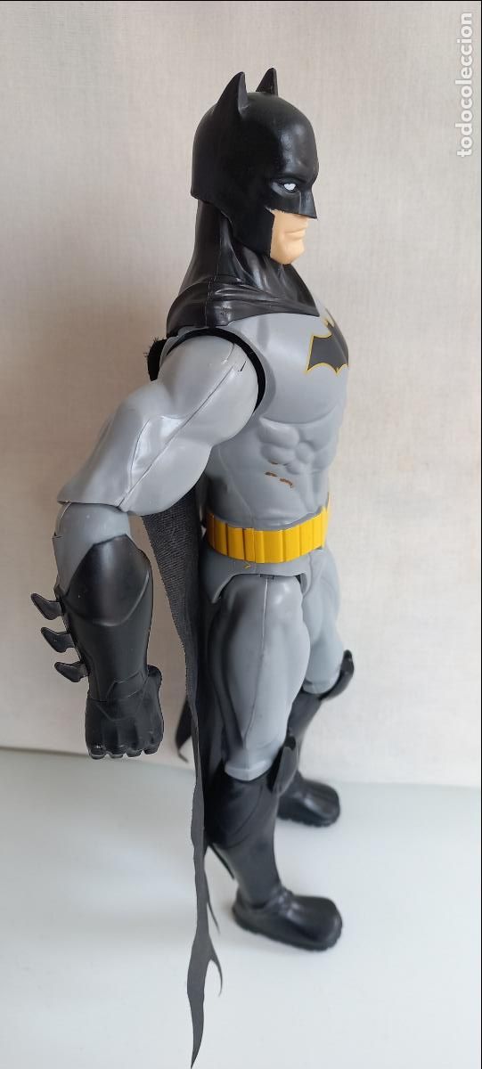 Figuras y mu&ntilde;ecos DC: FIGURA ARTICULADA 30CM BATMAN. 67800. DC comics - Foto 6