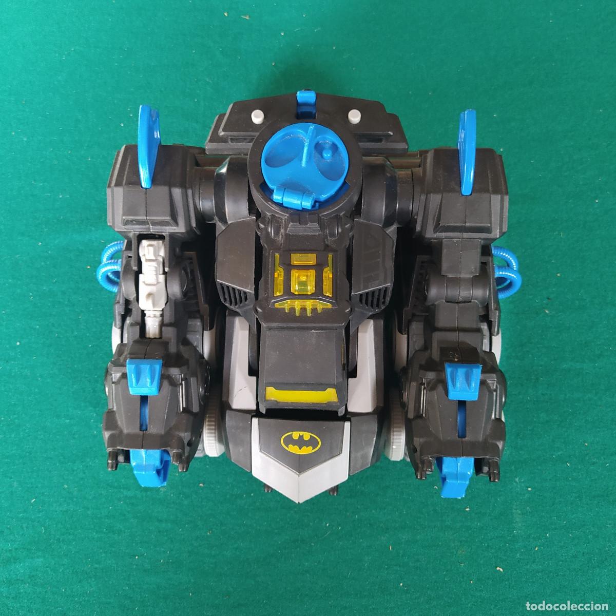 Figuras y mu&ntilde;ecos DC: Imaginext DC Super Friends Remote Control Transforming Batbot - Foto 2