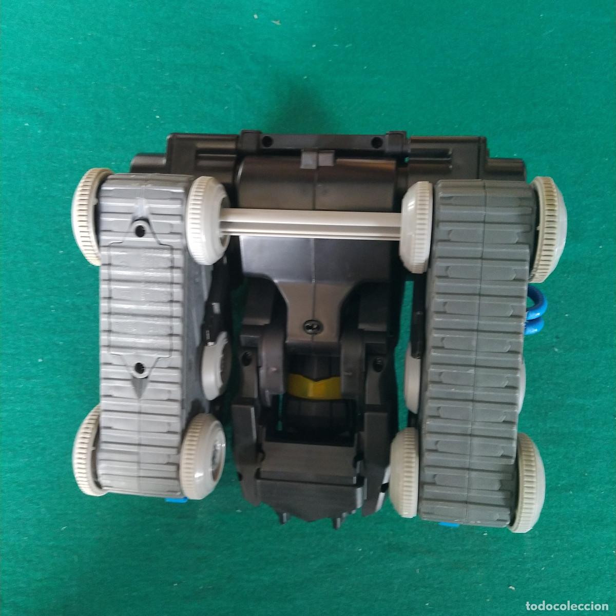 Figuras y mu&ntilde;ecos DC: Imaginext DC Super Friends Remote Control Transforming Batbot - Foto 5