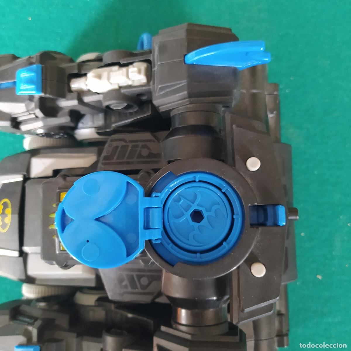 Figuras y mu&ntilde;ecos DC: Imaginext DC Super Friends Remote Control Transforming Batbot - Foto 7