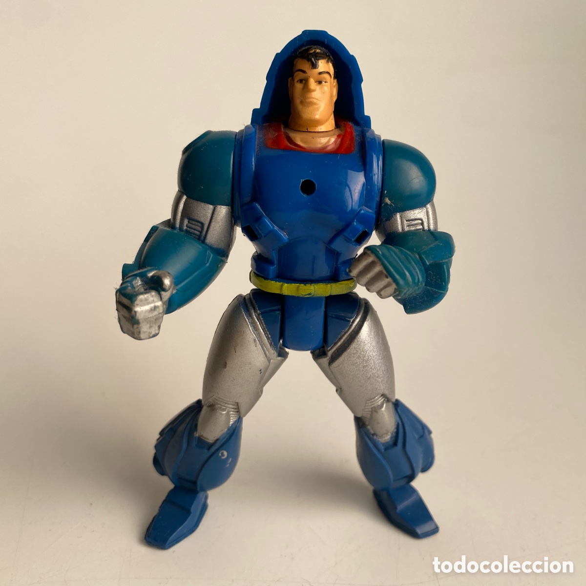 Figuras y mu&ntilde;ecos DC: Figura mu&ntilde;eco Superman armadura - Foto 1