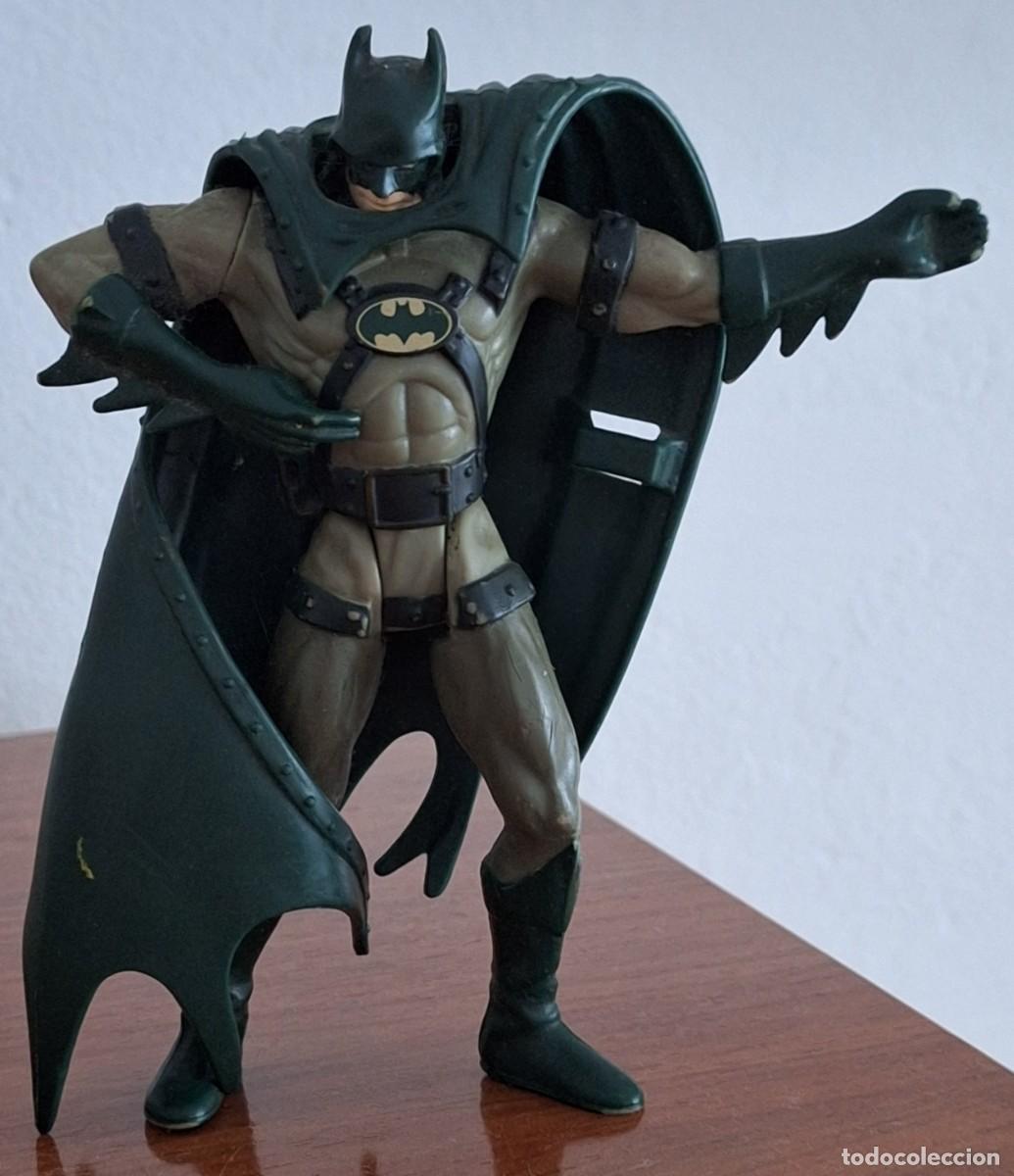 Figuras y mu&ntilde;ecos DC: FIGURA DE BATMAN CON CAPA VERDE &middot; 13 Cm. - TM & DC COMICS, 1995 - Foto 1