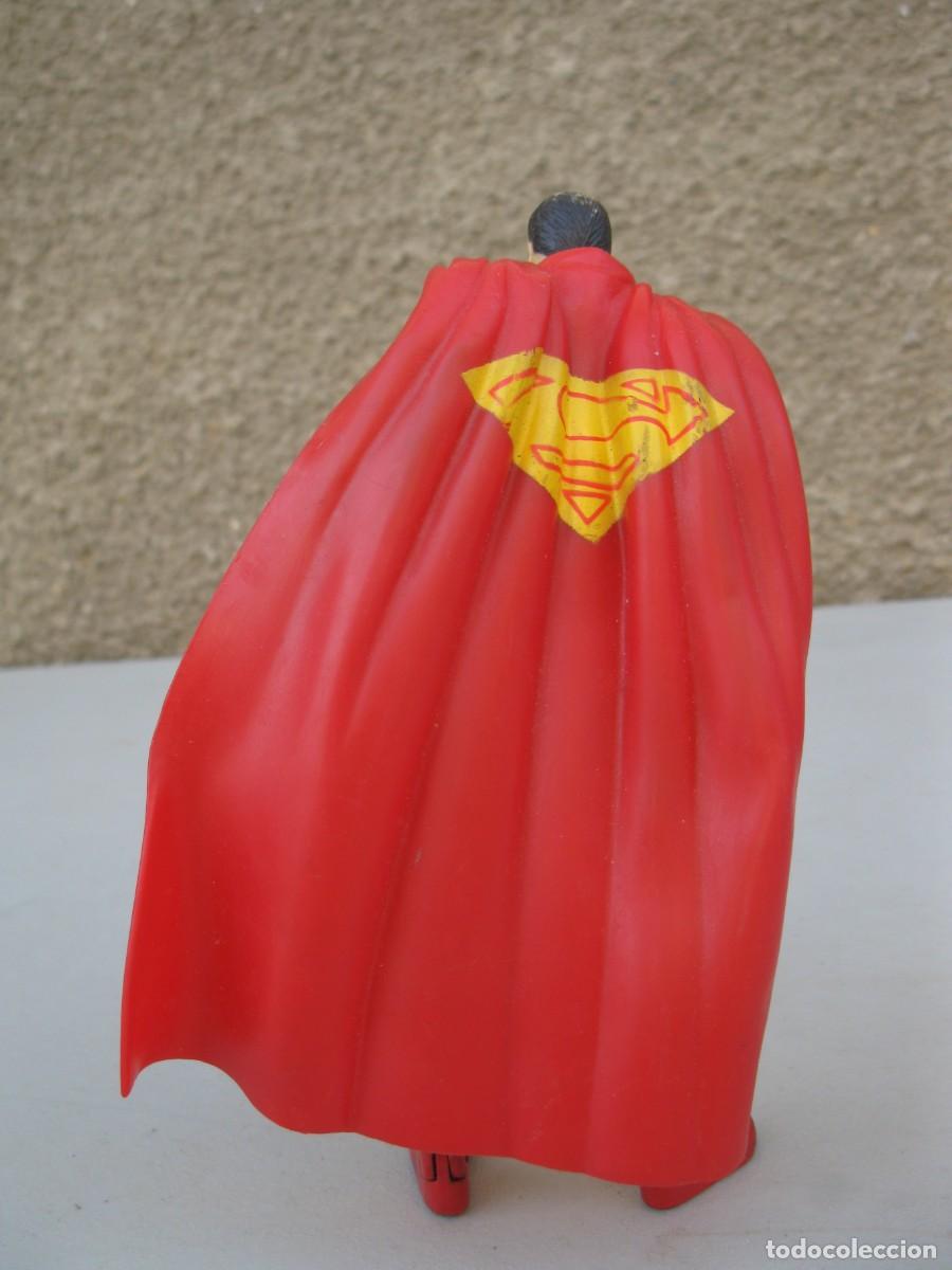Figuras y mu&ntilde;ecos DC: SUPERMAN - FIGURA ARTICULADA DE PVC. - Foto 2