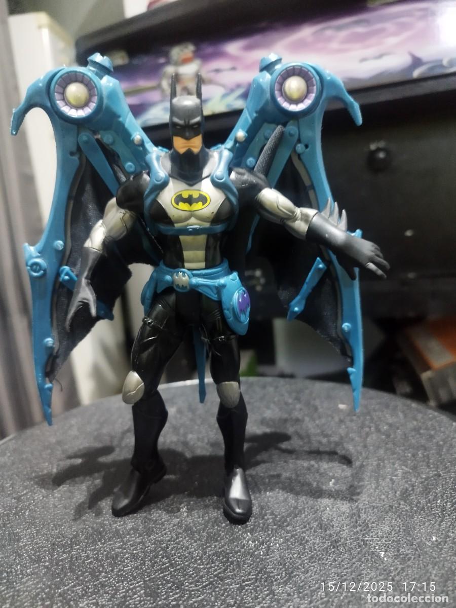 Figuras y mu&ntilde;ecos DC: Figura Batman Sky Strike - Foto 1