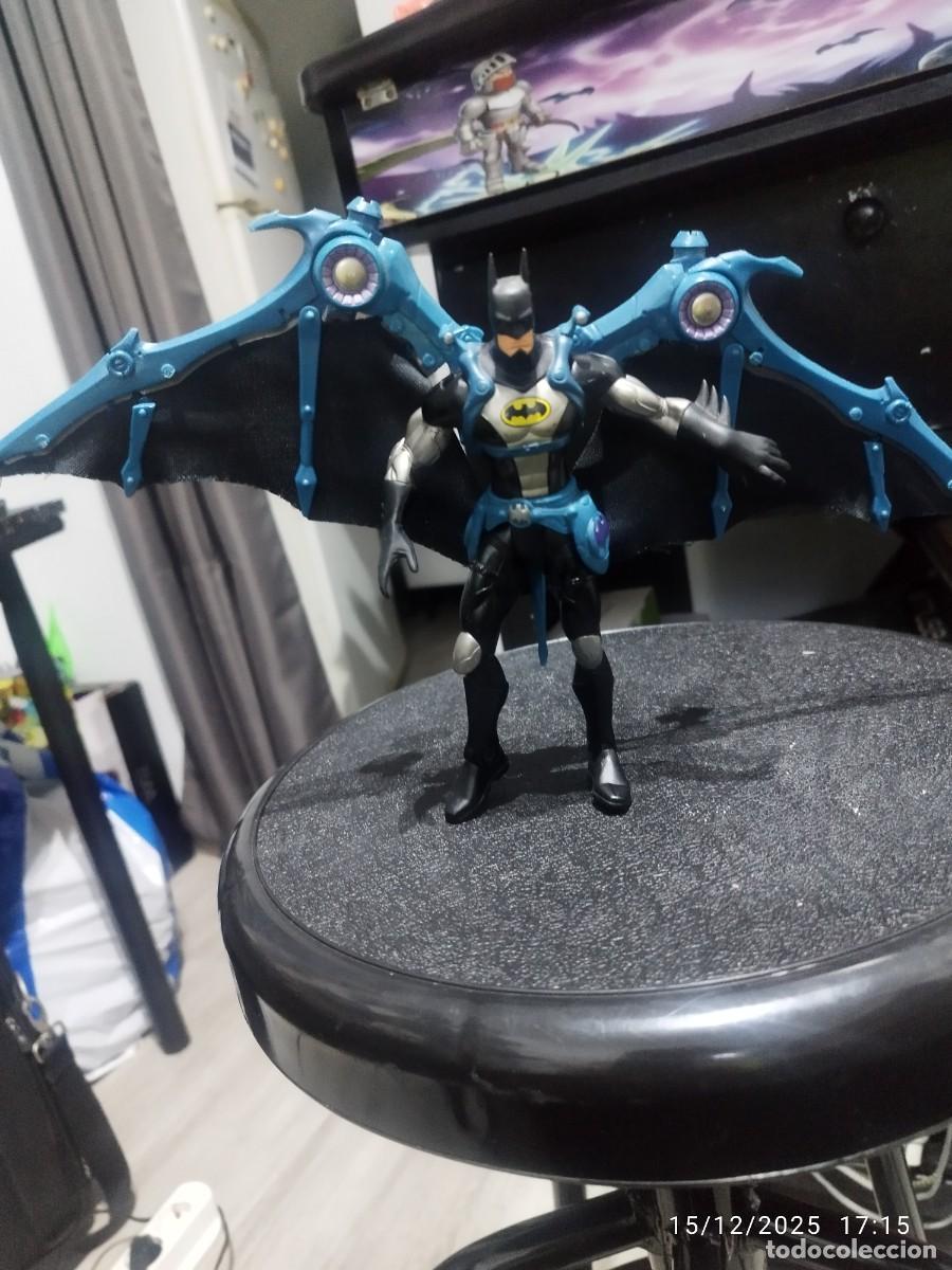 Figuras y mu&ntilde;ecos DC: Figura Batman Sky Strike - Foto 2
