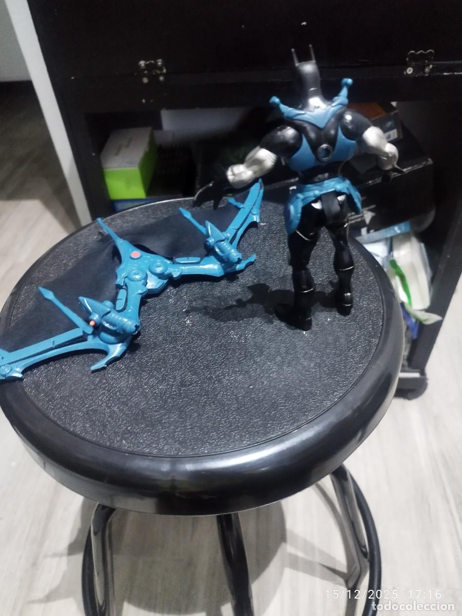 Figuras y mu&ntilde;ecos DC: Figura Batman Sky Strike - Foto 3