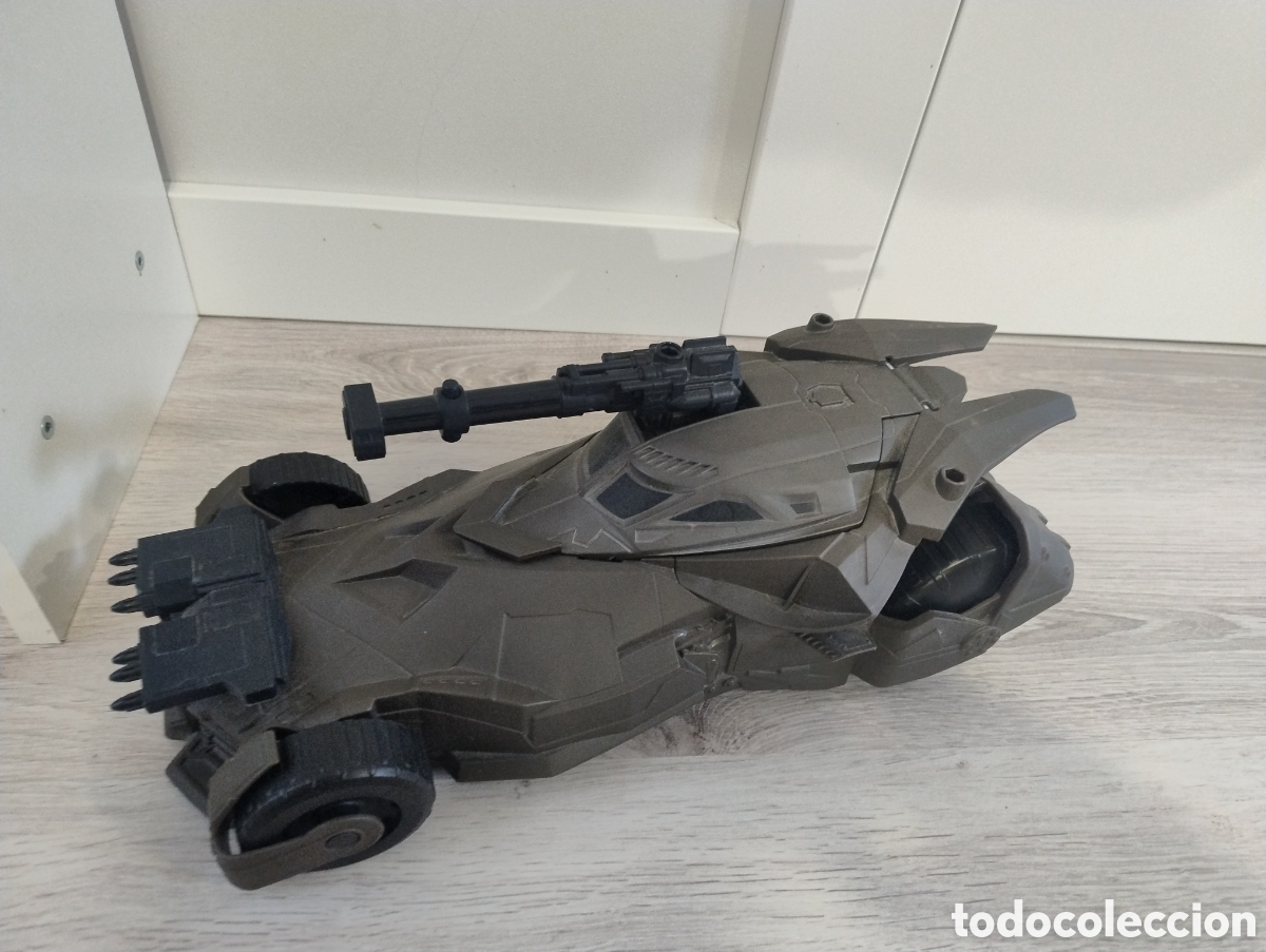 Figuras y mu&ntilde;ecos DC: Coche de Batman DC Mattel 2016 - Foto 1