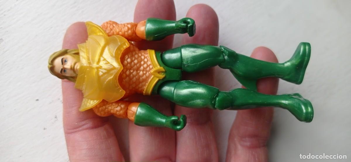 Figuras y mu&ntilde;ecos DC: figura de acci&oacute;n AQUAMAN articulada y de DC Comic - Foto 1